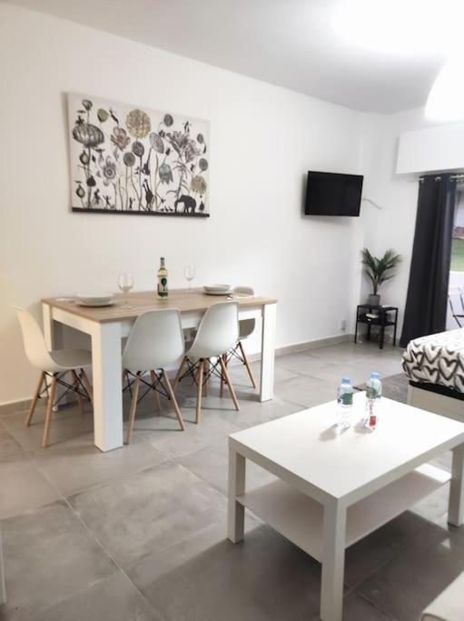 Апартаменти Apartamento Omega Ll Торремолінос Екстер'єр фото